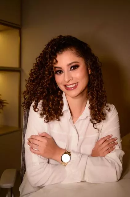 Larissa Monieli Cardoso, Psicóloga Clínica Online